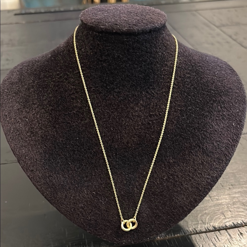 Spartina Dainty Elegant Gold Tone Necklace with Interlocking Rings Rhinestone